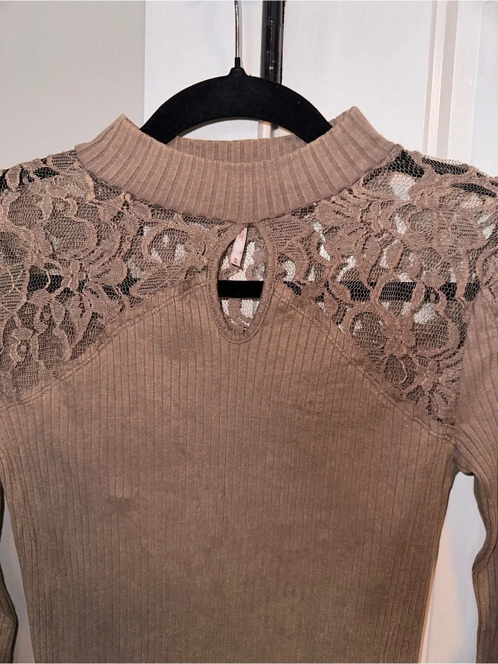Free People Size Medium Lace Yoke Ribbed Knit Top - Brown